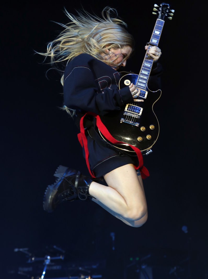 Best Live Photos 2016 Ellie Goulding Jingle Bell B