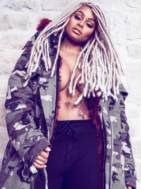 Blac Chyna posts sultry photo hours before Rob Kar