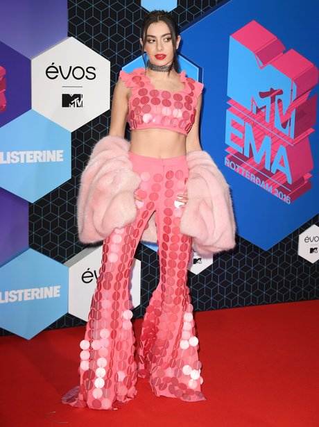 EMAs 2016 Charli XCX