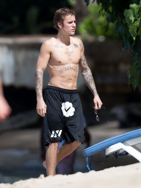 Justin Bieber topless