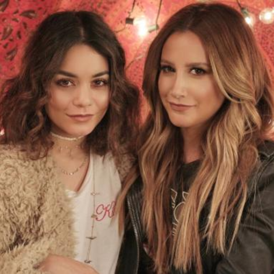 Vanessa Hudgens Ashley Tisdale Duet