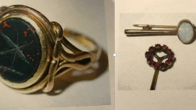 Clanfield Hampshire jewellery robbery