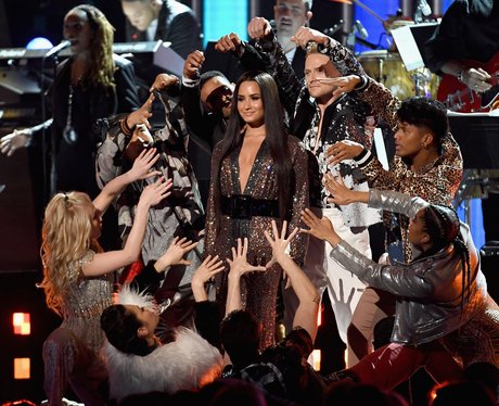 Demi Lovato Grammy Awards 2017
