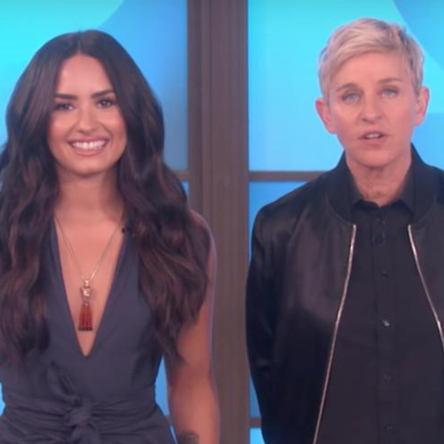 Ellen and Demi Lovato Play Su'Move It, Move It!