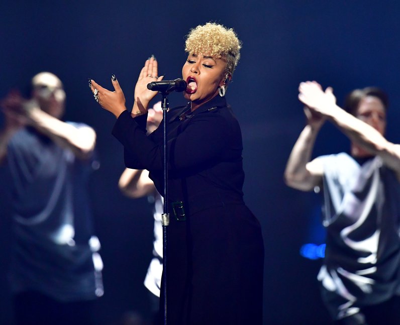 Emeli Sande LIVE BRITs 2017