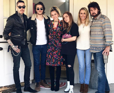 Miley Cyrus has a family reunion
