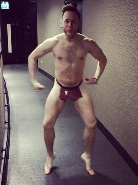 Olly Murs nearly bares all whilst on tour in Glasg