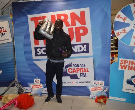 Were you pap'd by the Capital Street Stars?