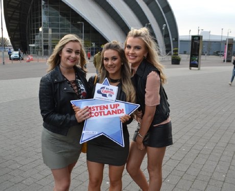 Were you pap'd by the Capital Street Stars?