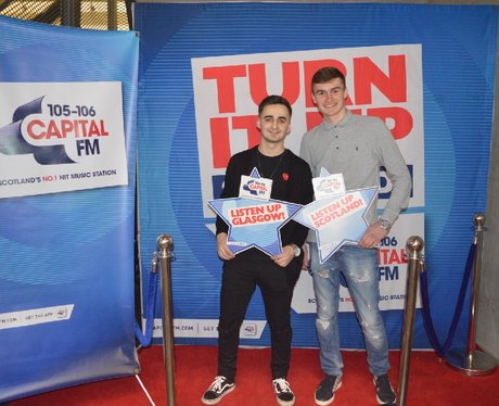 Were you pap'd by the Capital Street Stars?