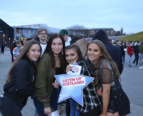 Were you pap'd by the Capital Street Stars?