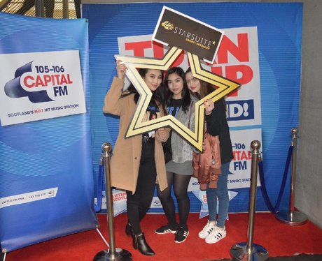 Were you pap'd by the Capital Street Stars?