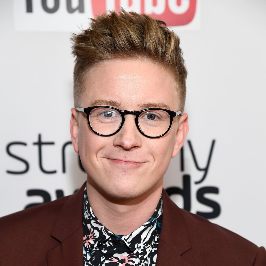 Tyler Oakley The 6th Annual Streamy Awards 