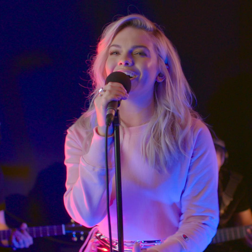 Louisa Johnson Live In Session 2