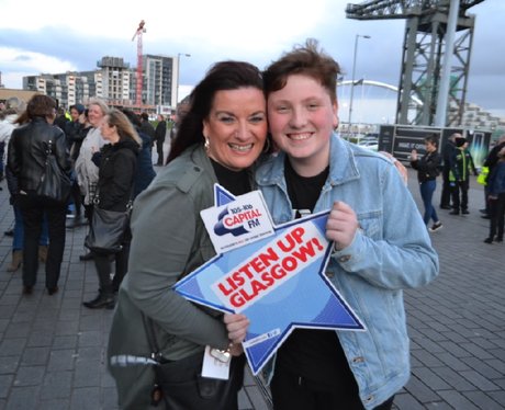 Were you pap'd by the Capital Street Stars?