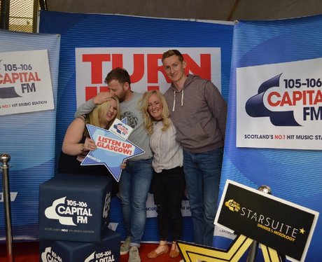Were you pap'd by the Capital Street Stars?