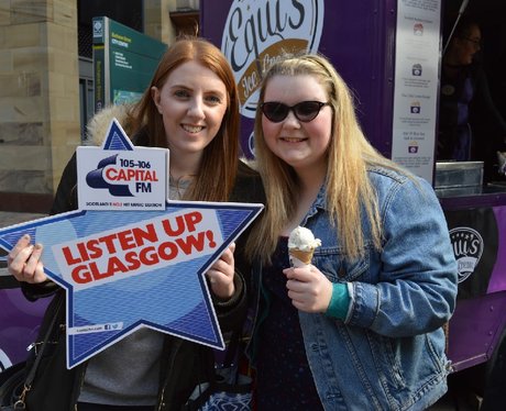 Were you pap'd by the Capital Street Stars?