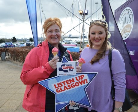 Were you pap'd by the Capital Street Stars?