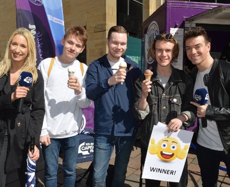 Were you pap'd by the Capital Street Stars?