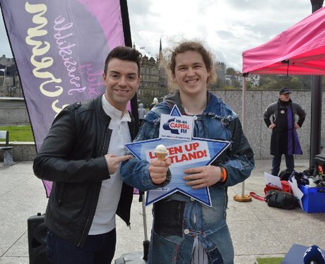 Were you pap'd by the Capital Street Stars?