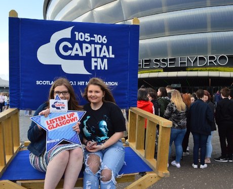 Were you pap'd by the Capital Street Stars?