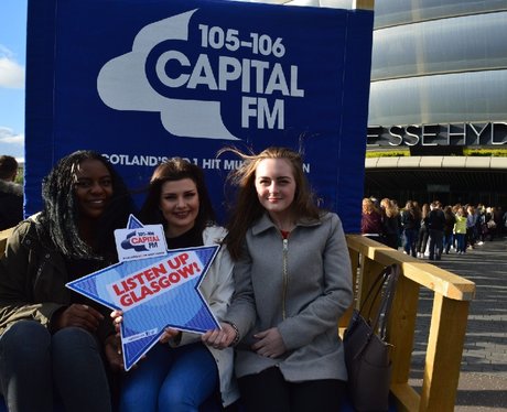 Were you pap'd by the Capital Street Stars?