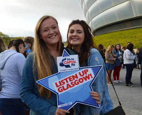 Were you pap'd by the Capital Street Stars?