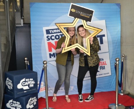 Were you pap'd by the Capital Street Stars?