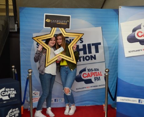 Were you pap'd by the Capital Street Stars?