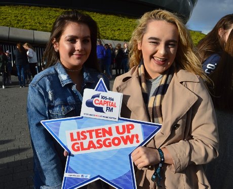 Were you pap'd by the Capital Street Stars?