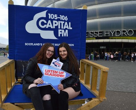 Were you pap'd by the Capital Street Stars?