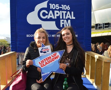 Were you pap'd by the Capital Street Stars?