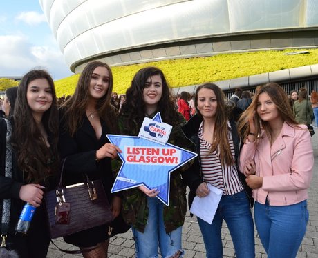Were you pap'd by the Capital Street Stars?
