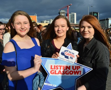 Were you pap'd by the Capital Street Stars?