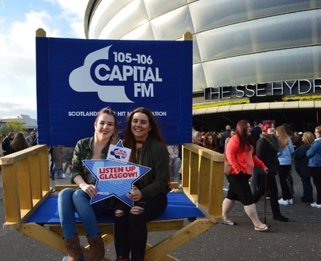 Were you pap'd by the Capital Street Stars?