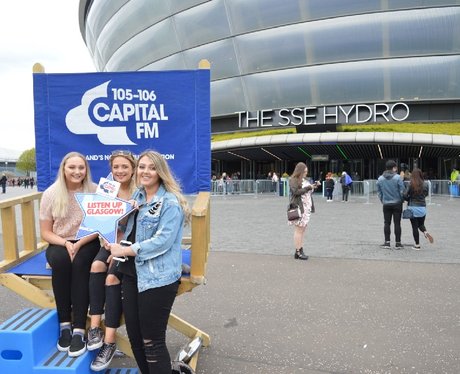Were you pap'd by the Capital Street Stars?