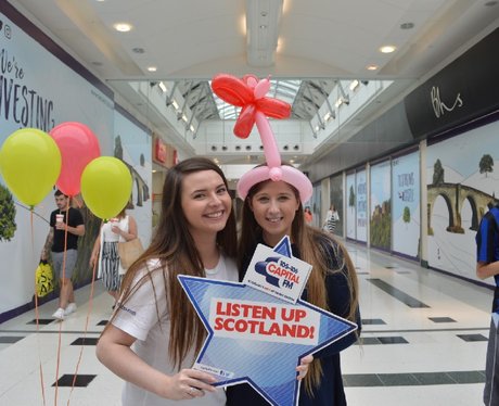 Were you pap'd by the Capital Street Stars?