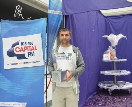 Were you pap'd by the Capital Street Stars?