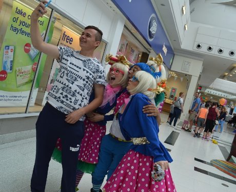 Were you pap'd by the Capital Street Stars?