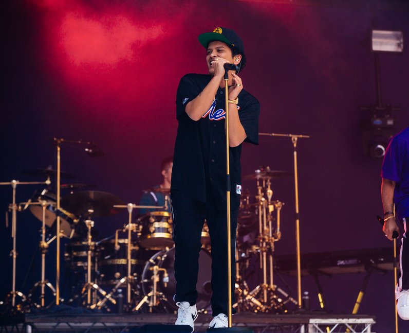 Bruno Mars Summertime Ball 2017