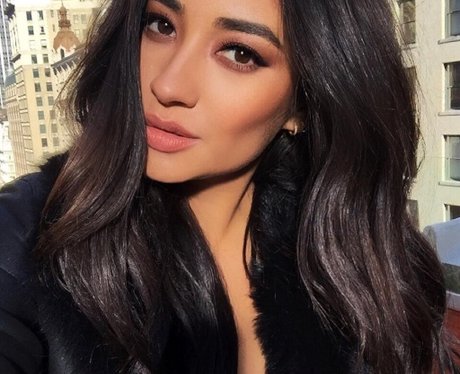 Shay Mitchell Real Name