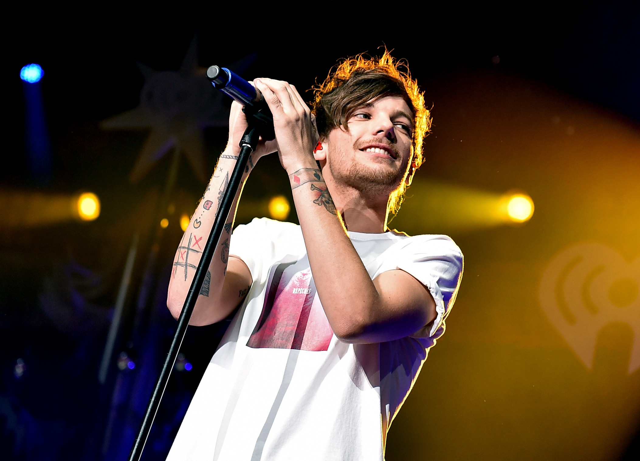 Louis Tomlinson 106.1 KISS FM's Jingle Ball 2015