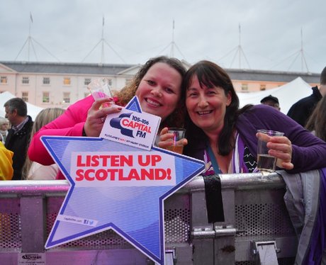 Were you pap'd by the Capital Street Stars?
