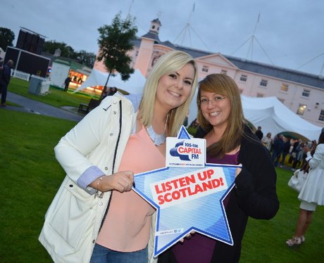 Were you pap'd by the Capital Street Stars?