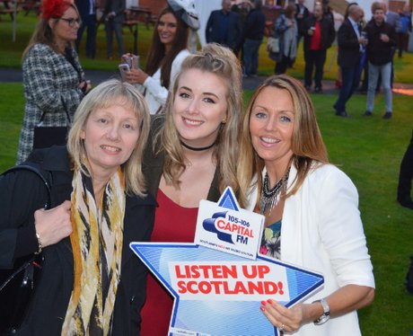 Were you pap'd by the Capital Street Stars?