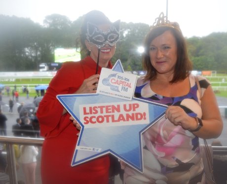 Were you pap'd by the Capital Street Stars?