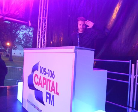 Were you pap'd by the Capital Street Stars?