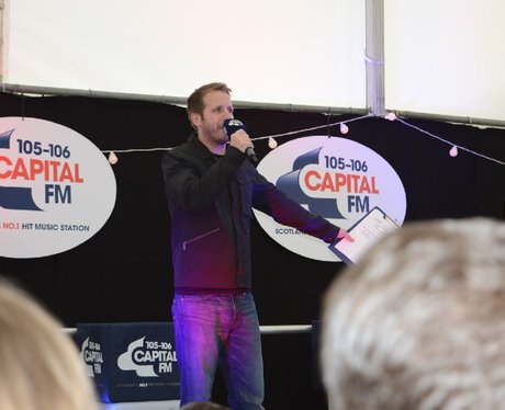 Were you pap'd by the Capital Street Stars?