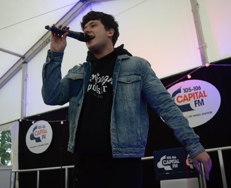 Were you pap'd by the Capital Street Stars?