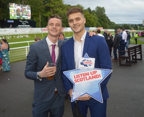Were you pap'd by the Capital Street Stars?